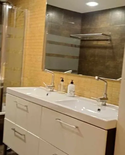 Apartment Argualas V - Wowrural